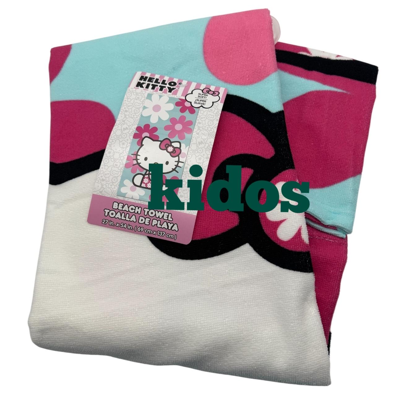 Hello Kitty Daisies Beach Pool Bath Towel 27in x 54 in